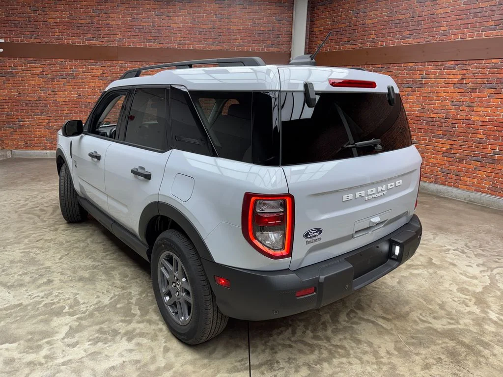 New 2026 Space White Metallic Ford Big Bend® image 2