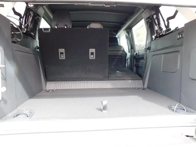 New 2026 Avalanche Gray Ford Badlands® image 64