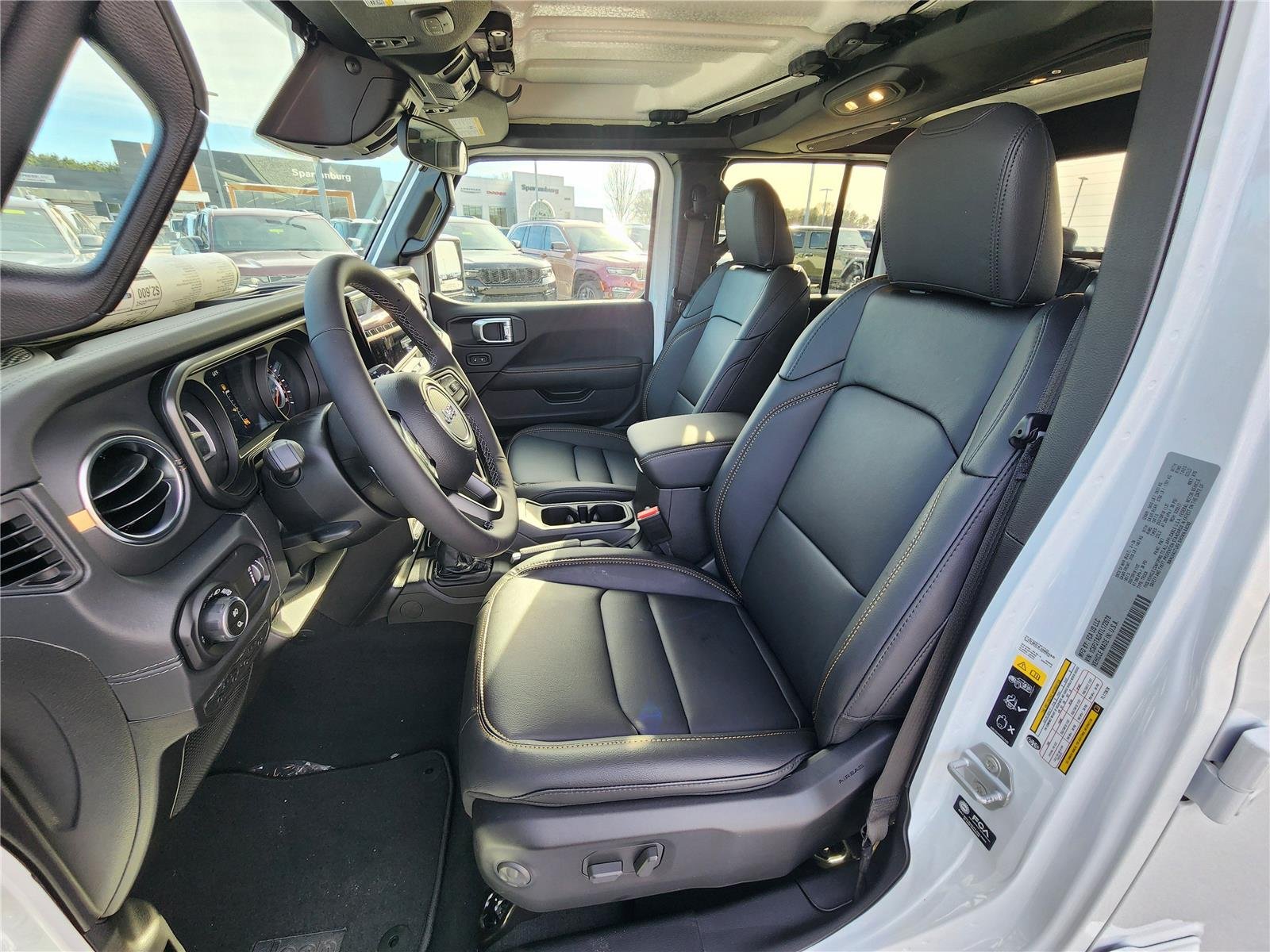New 2026 Bright White Clear-Coat Exterior Paint Jeep Sahara image 13
