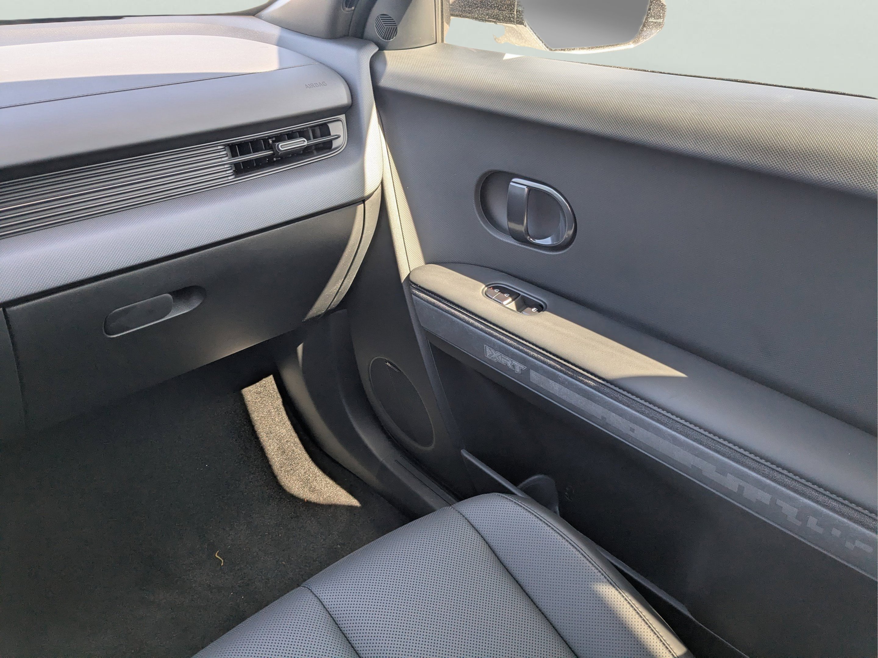 2025 Hyundai IONIQ 5 XRT - Photo 16