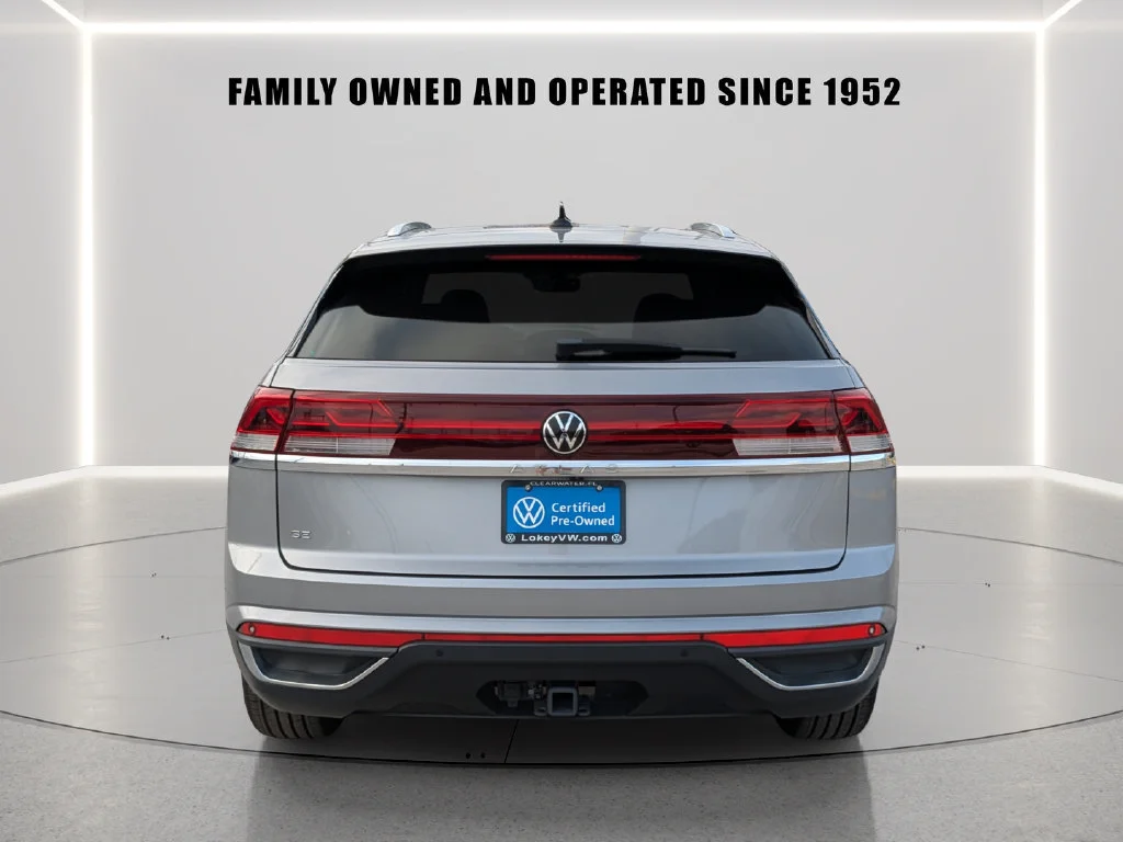 Used 2024 Silver Volkswagen 2.0T SE w/Technology image 5