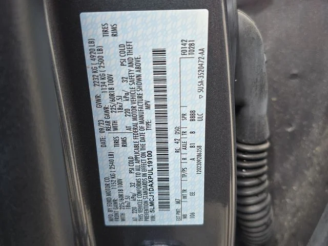 Used 2023 Gray Lincoln Standard image 23
