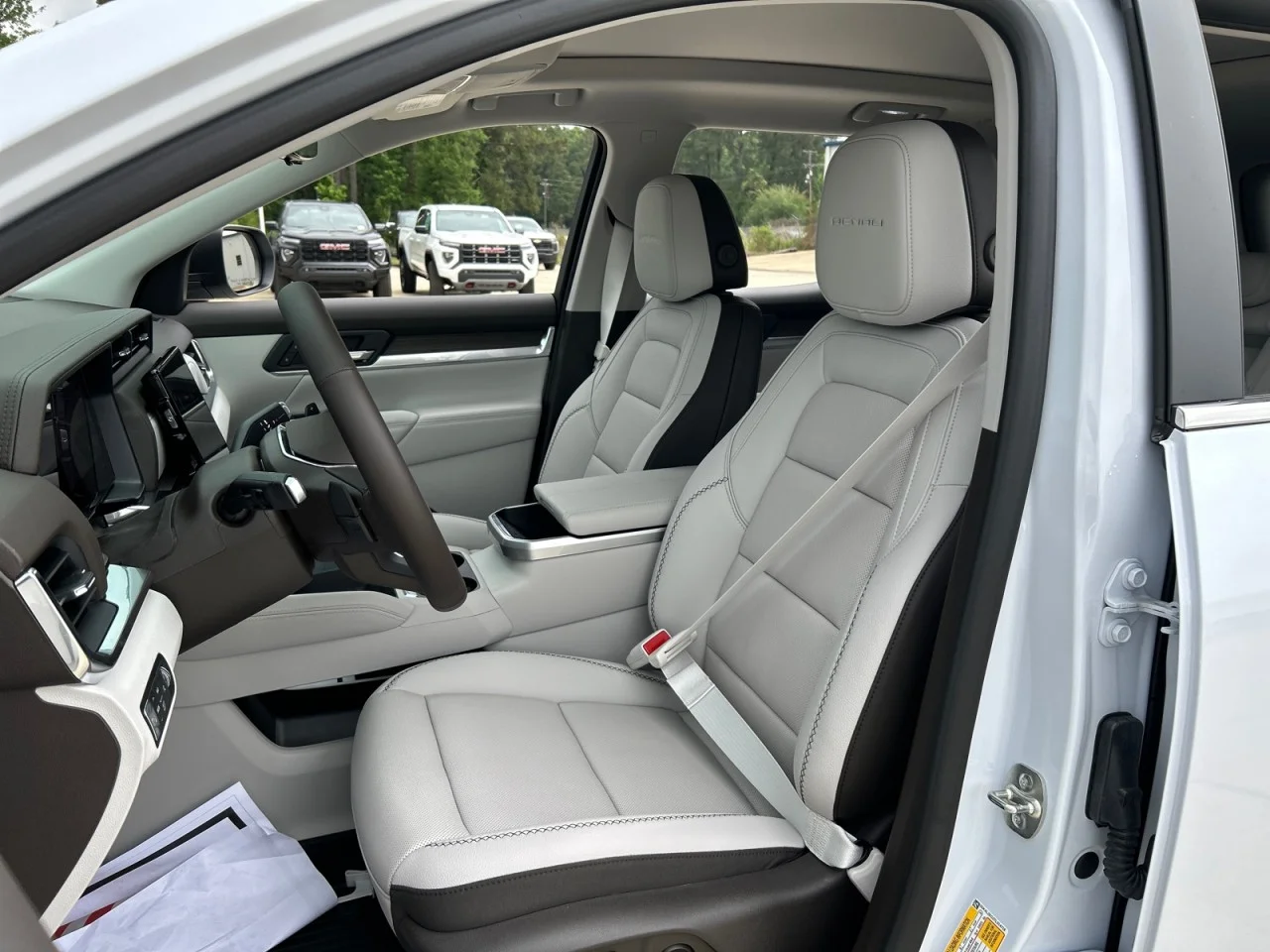 2026 GMC Terrain Denali - Photo 16