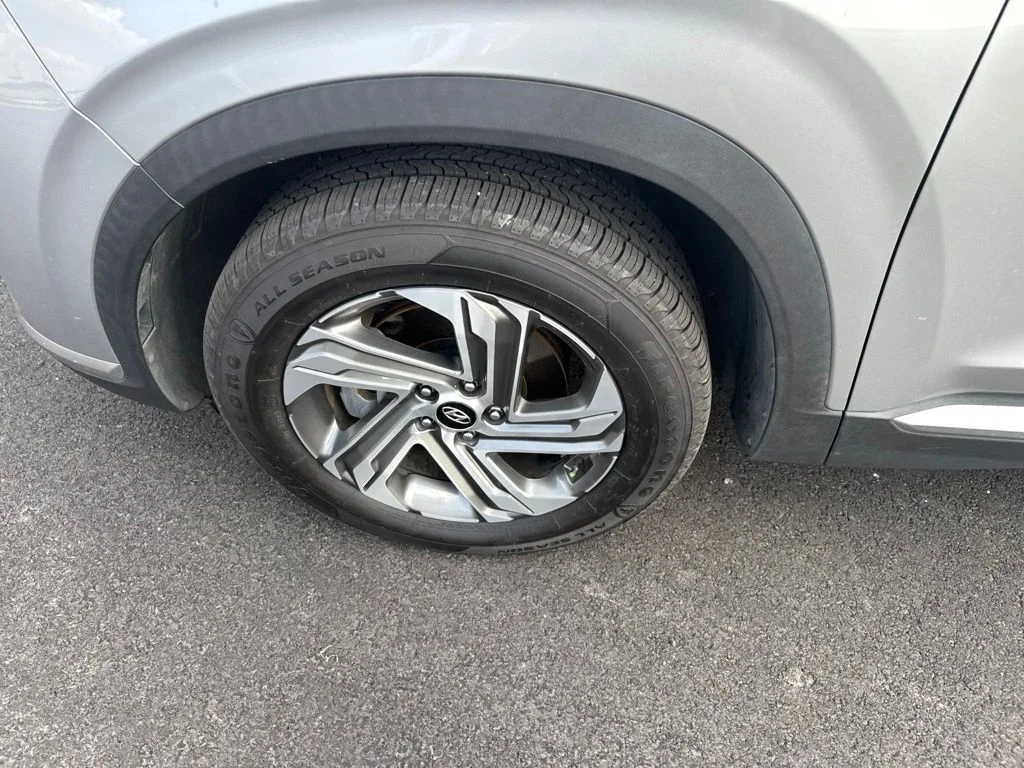 Certified Used 2021 Silver Hyundai SEL image 26