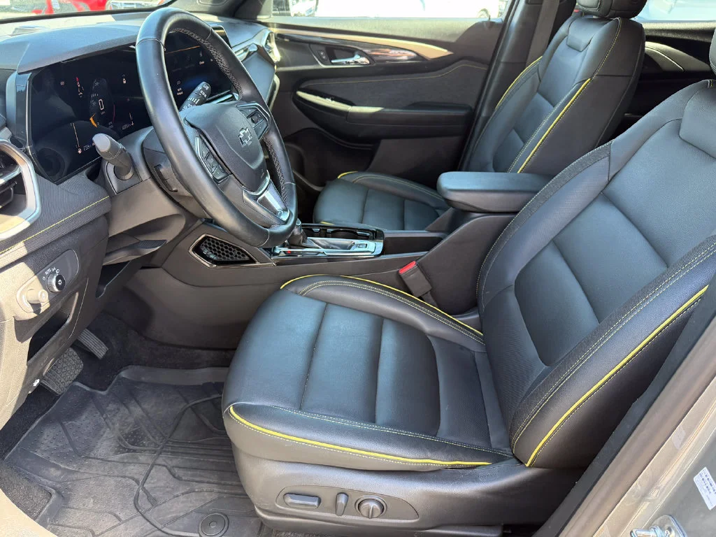 Used 2024 Sterling Gray Metallic Chevrolet ACTIV image 24