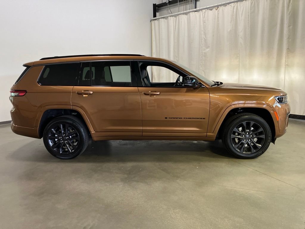 New 2026 Copper Shino Metallic Clear-Coat Exterior Paint Jeep Limited Reserve image 28
