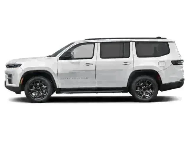 New 2026 Bright White Clear-Coat Exterior Paint Jeep Limited Altitude image 3