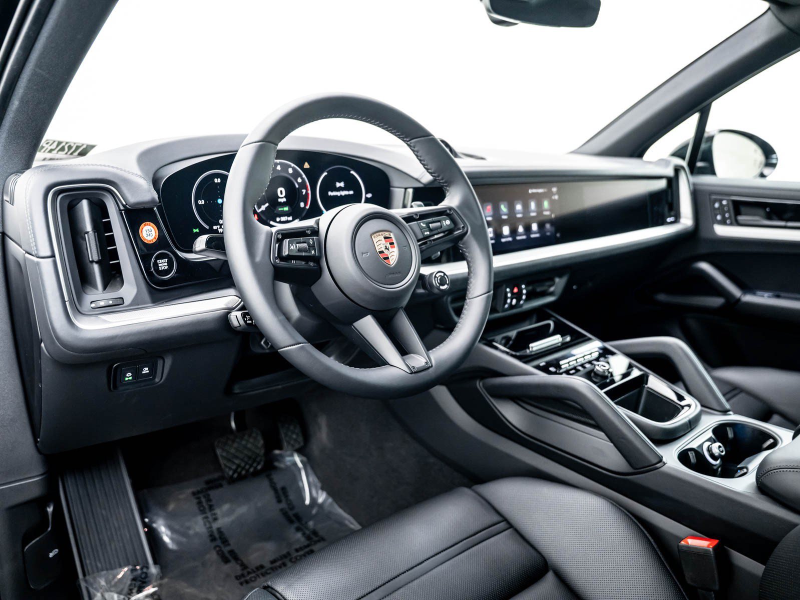 New 2026 CHROMITE BLACK Porsche E-Hybrid image 4