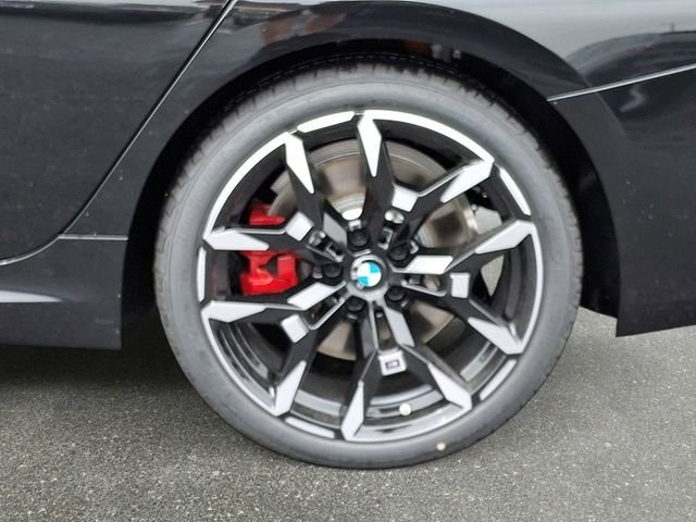 New 2026 Black Sapphire Metallic BMW 330i xDrive image 8
