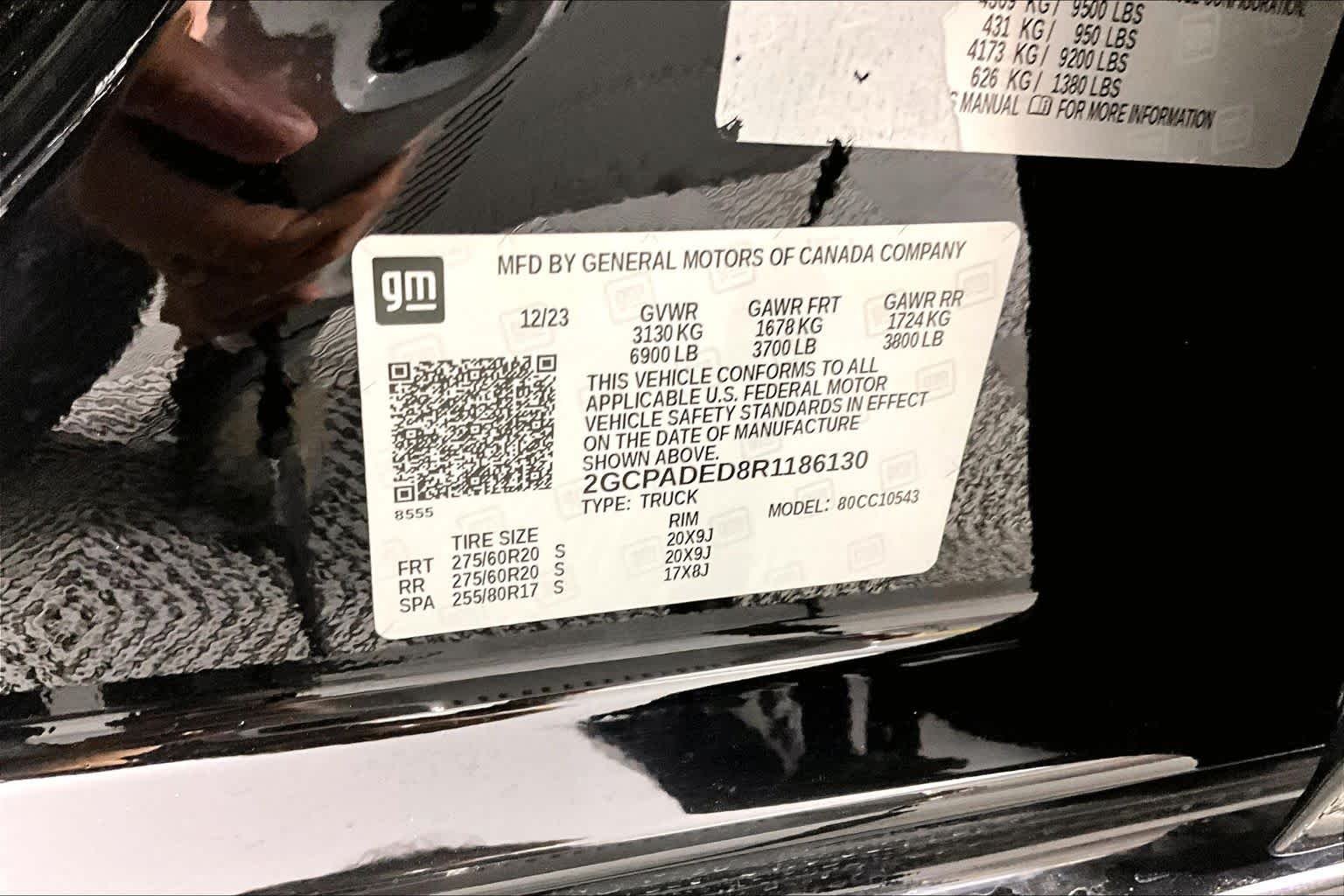 Used 2024 Black Chevrolet RST image 30