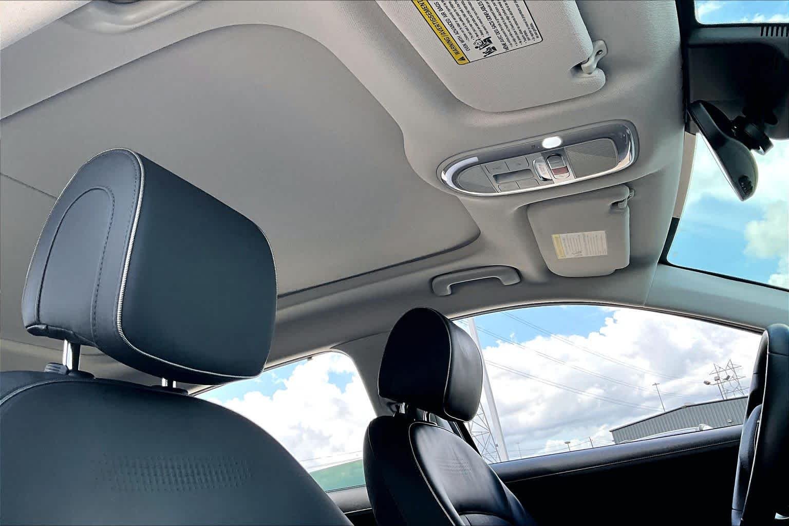 Used 2023 Digital Teal Hyundai Limited image 13