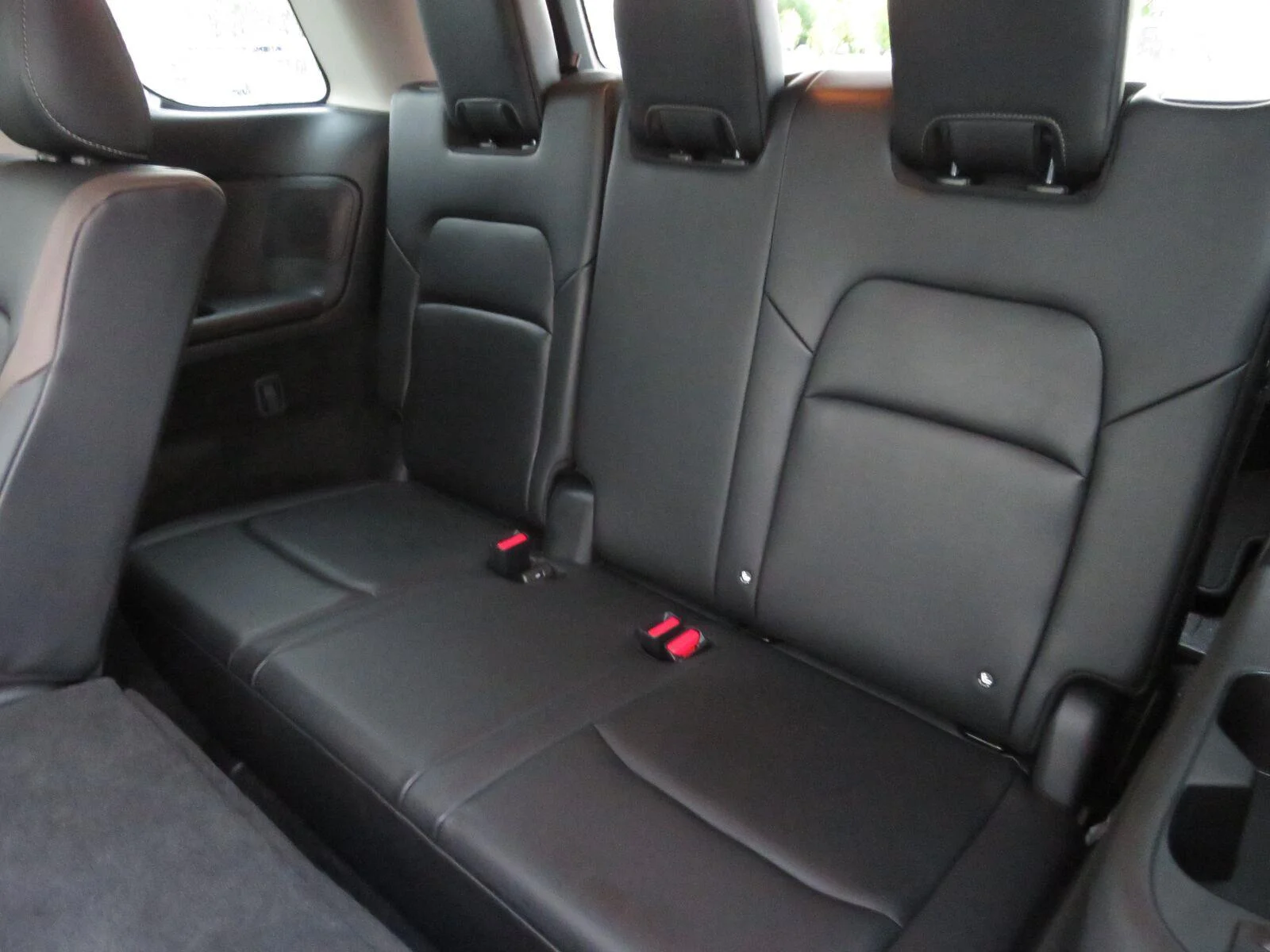 Used 2025 Solid Gray/Super Black Nissan Platinum image 30