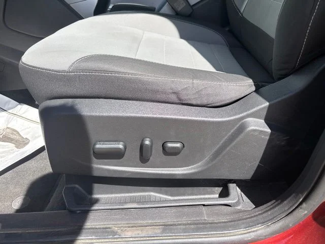 Used 2014 Red Ford SE image 13