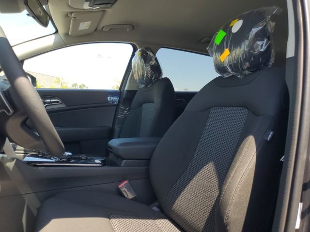 2025 Kia Sportage LX Hybrid - Photo 12