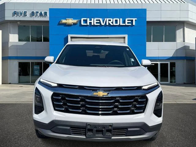 Used 2025 White Chevrolet LT image 2