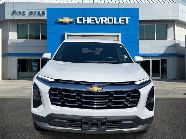 Used 2025 White Chevrolet LT image 2