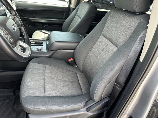 Used 2023 Silver Ford XLT image 15