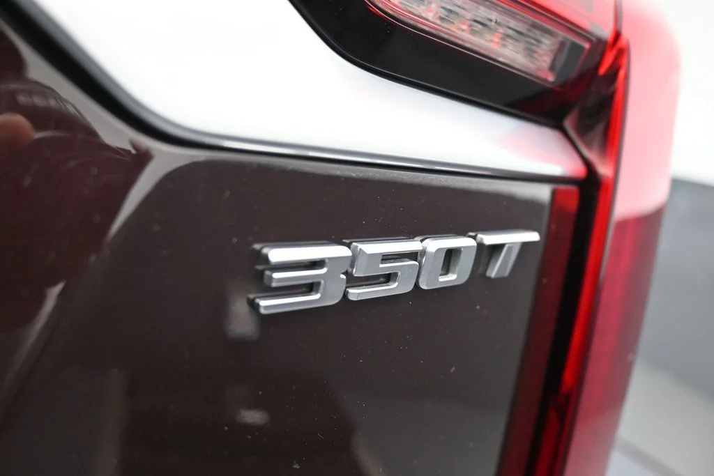 Used 2021 Garnet Metallic Cadillac Luxury image 34