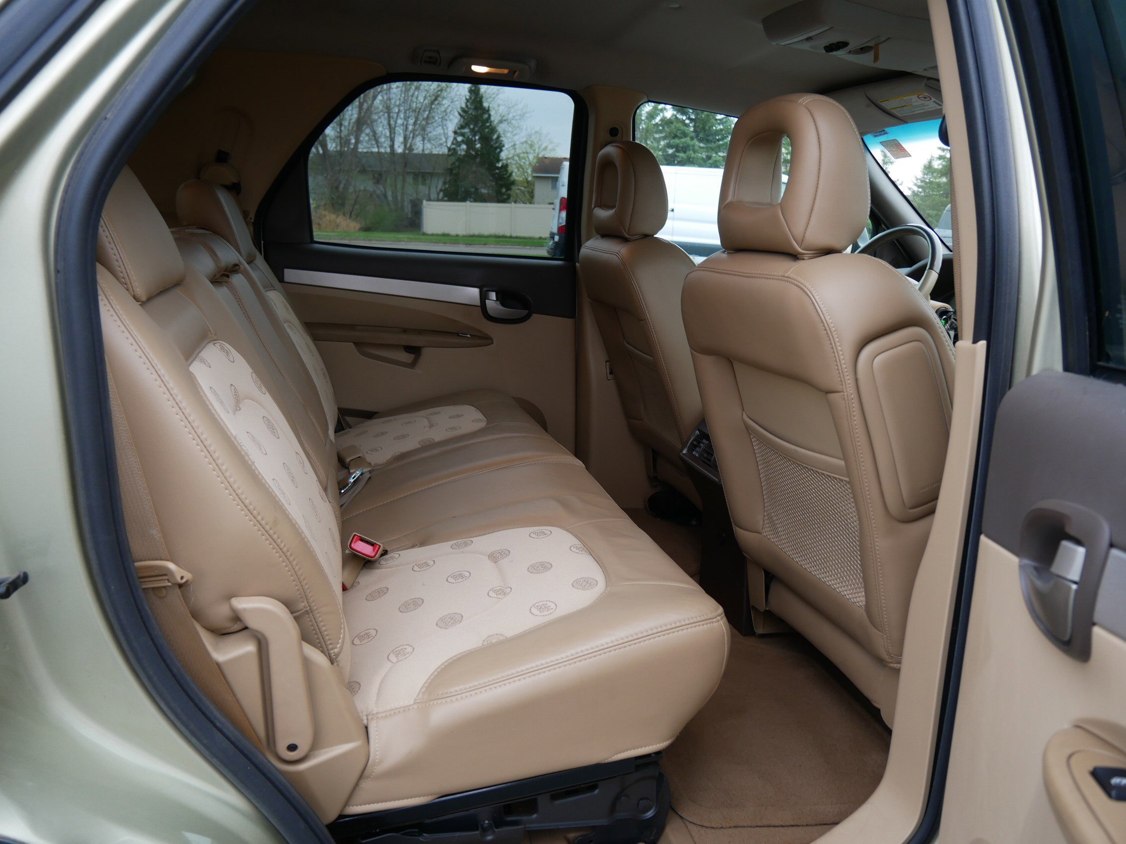 Used 2003 Silverleaf Metallic Buick CX image 13