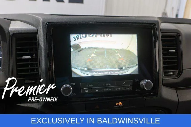 Used 2022 White Nissan S image 23