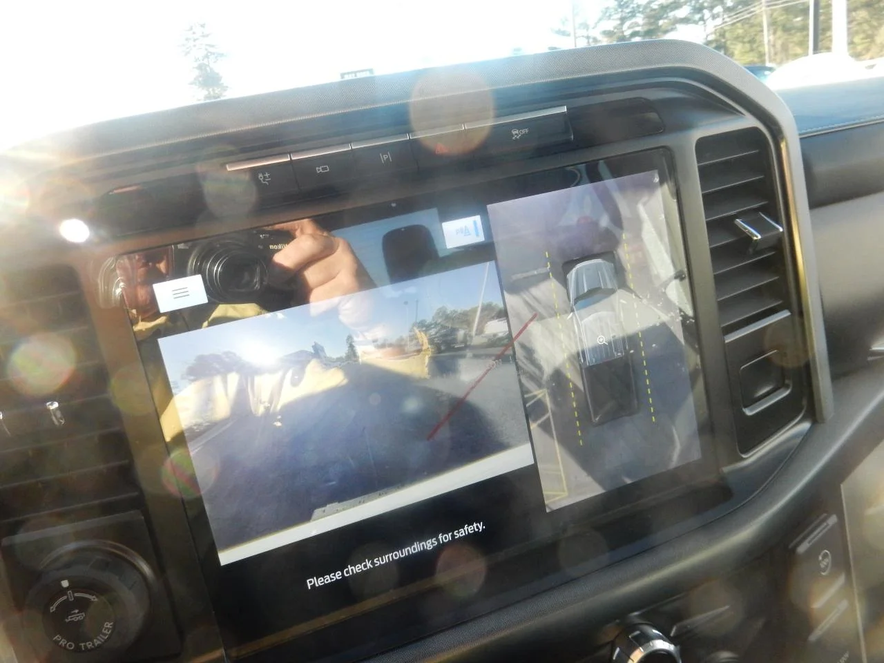 New 2023 Pearl White Ford LIMITED 4WD SUPERCREW 5.5 image 43