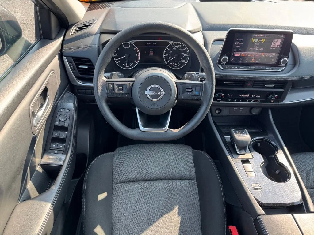 Used 2024 Gray Nissan SV image 22