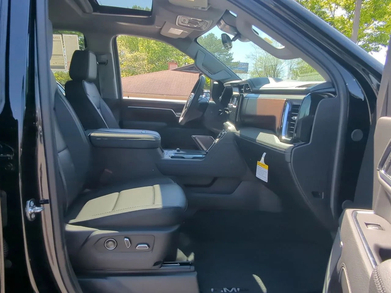 New 2026 Onyx Black GMC Denali image 29