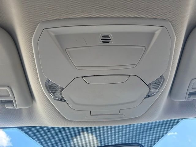 Used 2017 White Ford SE image 22
