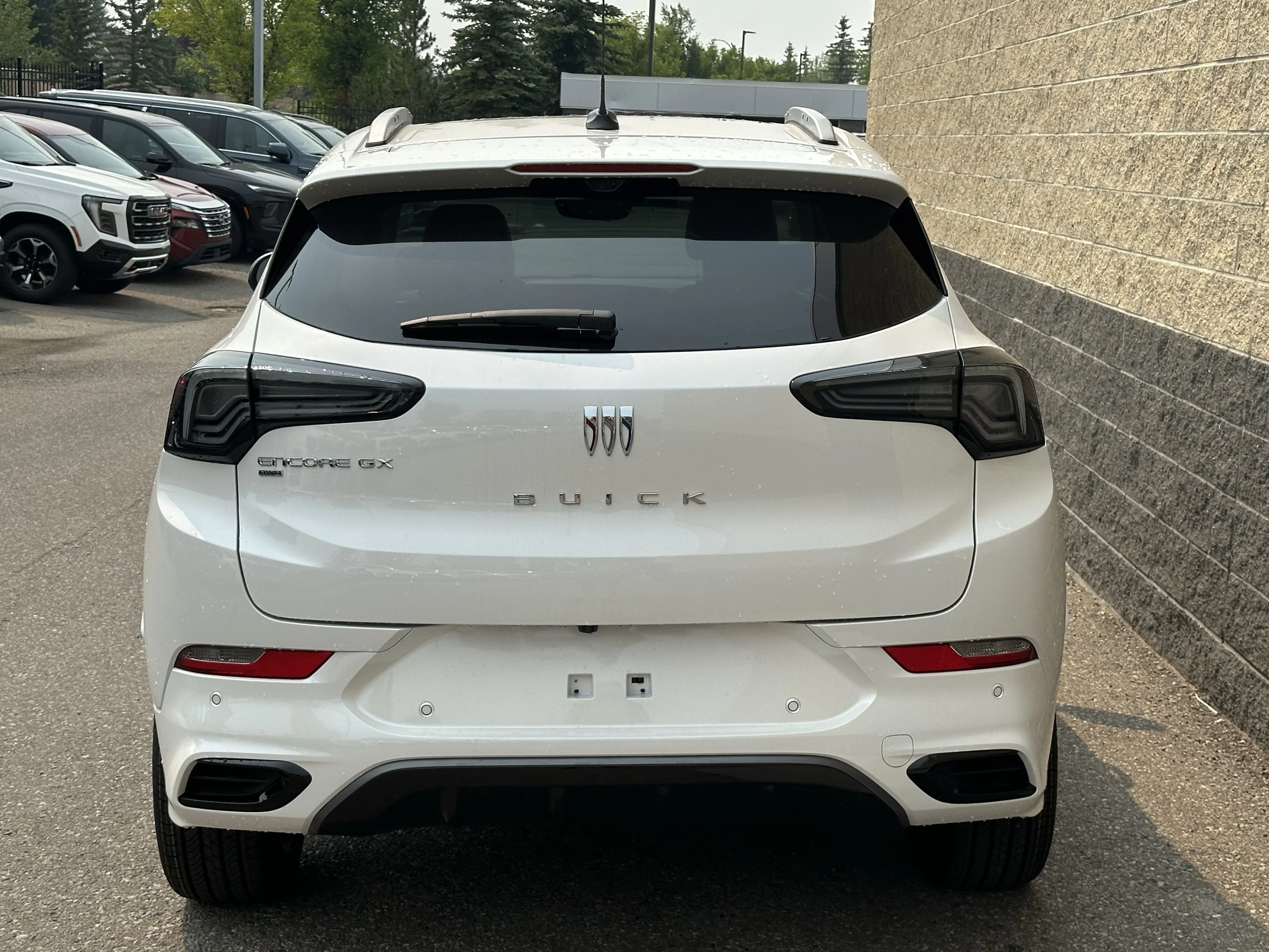 New 2026 White Frost Tricoat Buick Avenir image 5