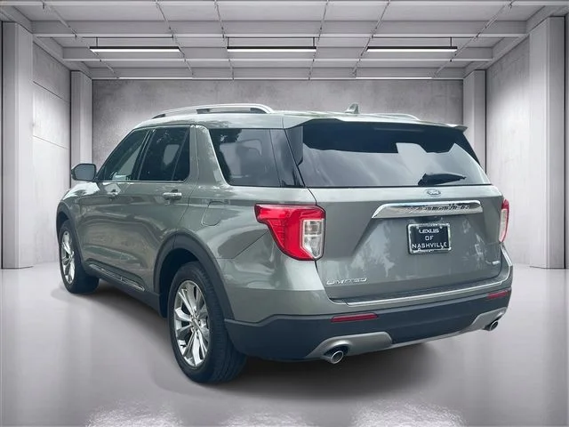 Used 2020 Green Ford Limited image 5