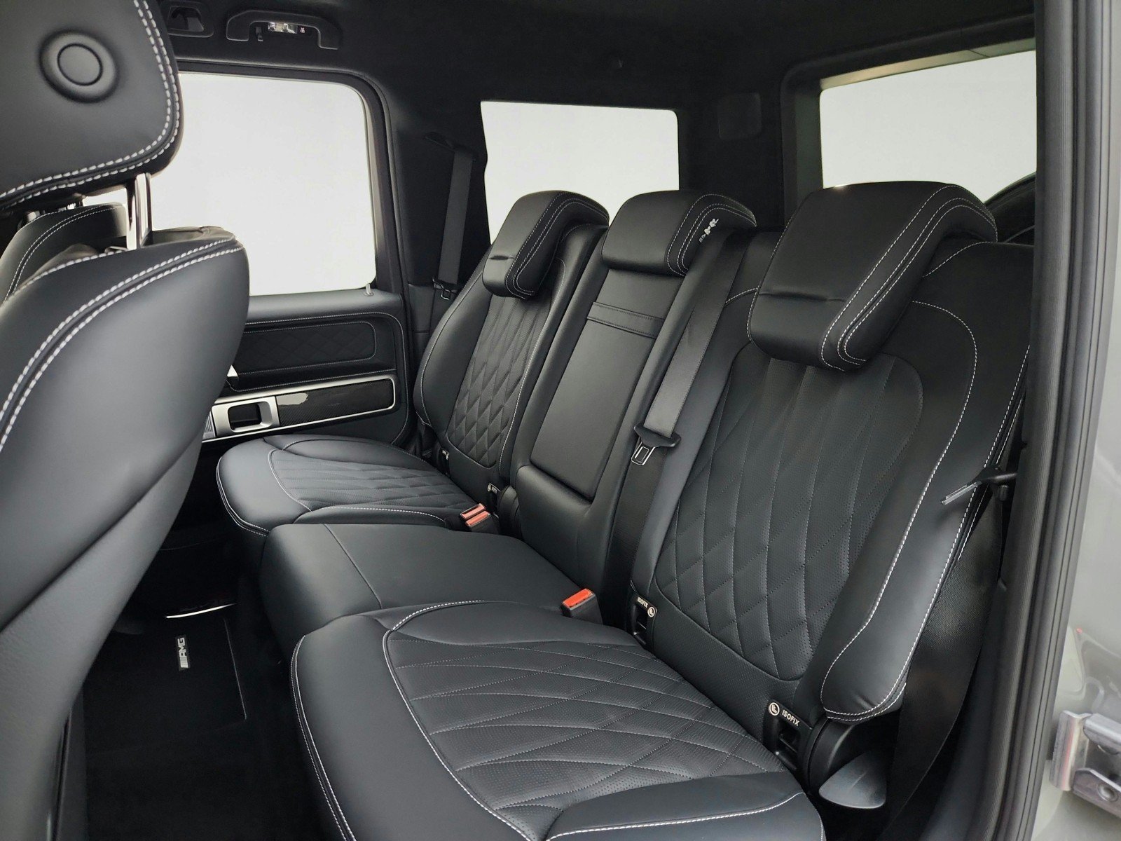 New 2027 MANUFAKTUR Arabian Grey Non- Metallic Mercedes-Benz AMG® G 63 SUV image 23
