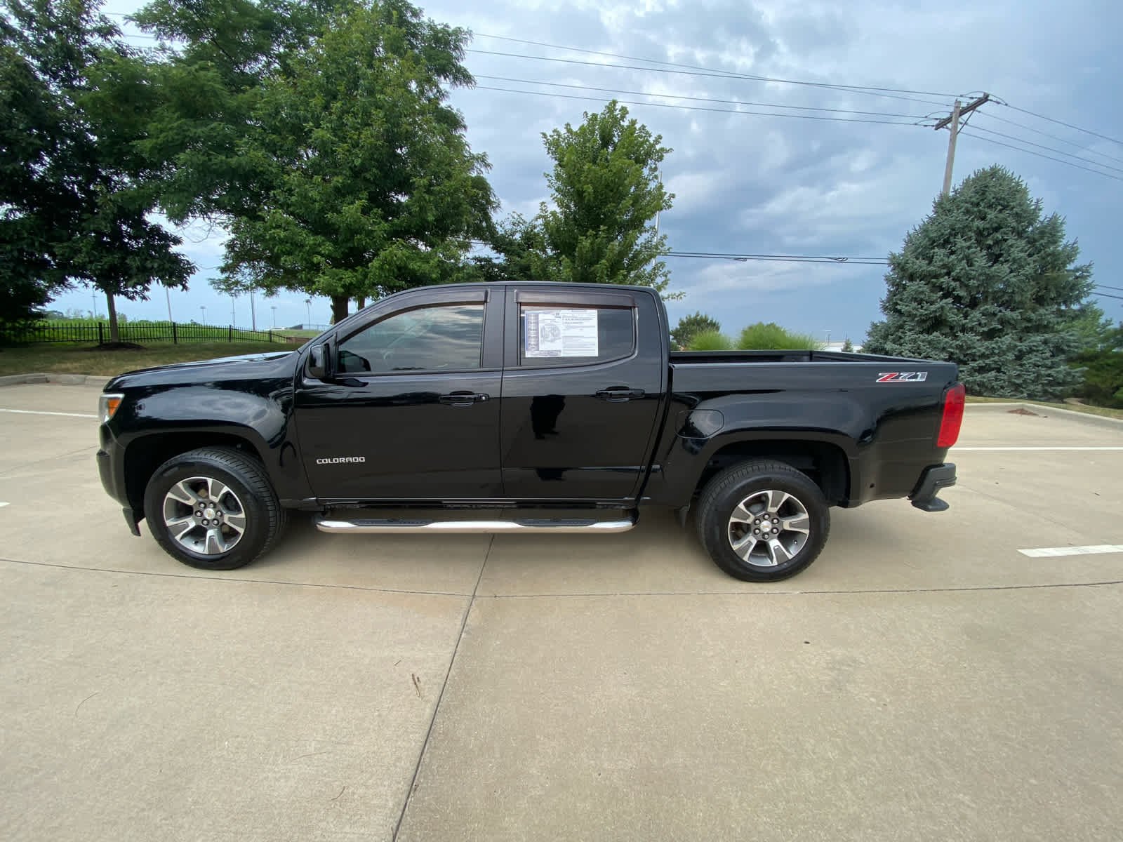 Used 2016 BLACK Chevrolet 4WD Z71 image 5