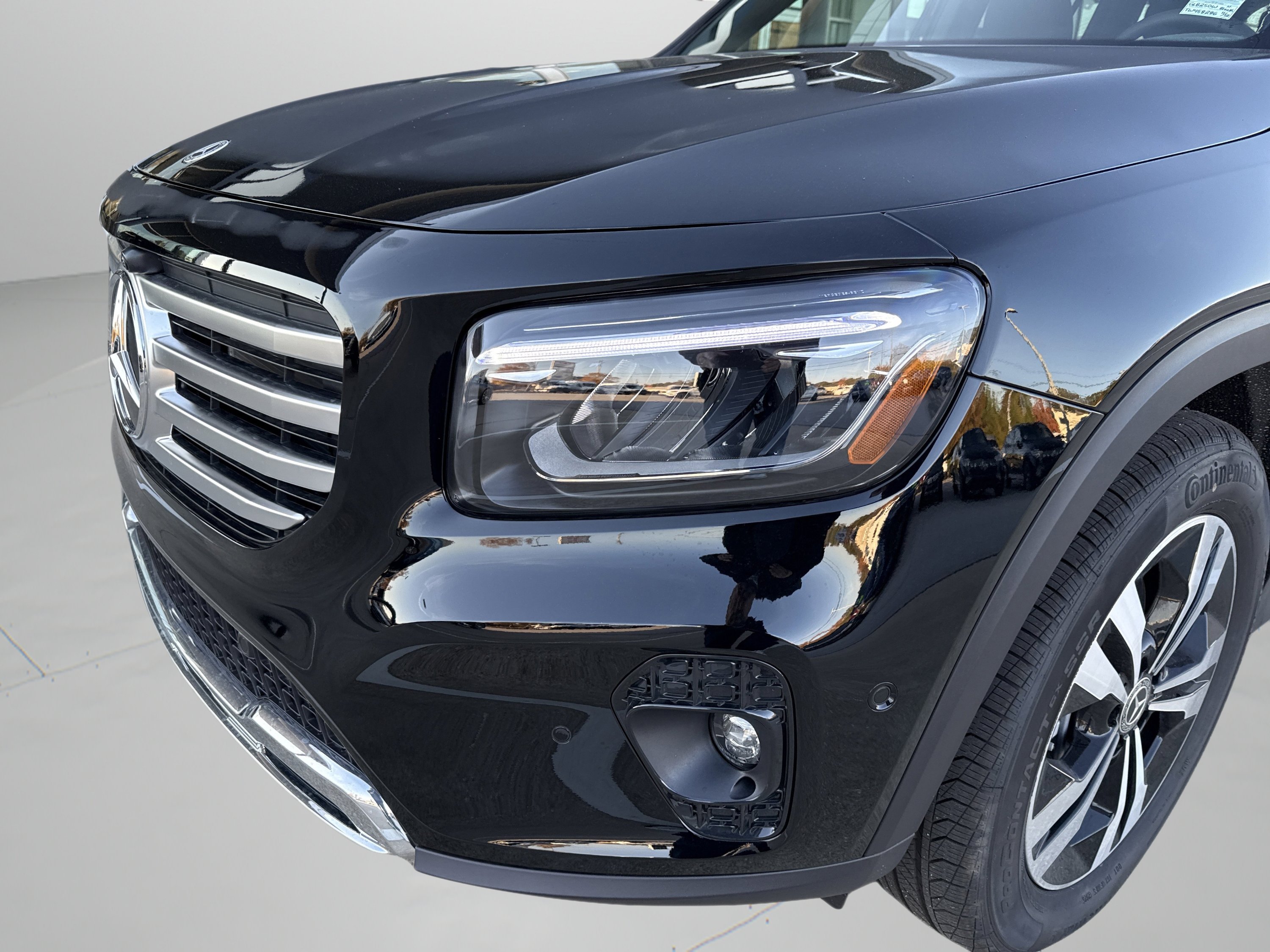 New 2026 Night Black Mercedes-Benz GLB 250 image 9