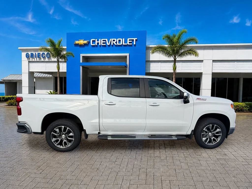 2025 Chevrolet Silverado 1500 LT - Photo 8