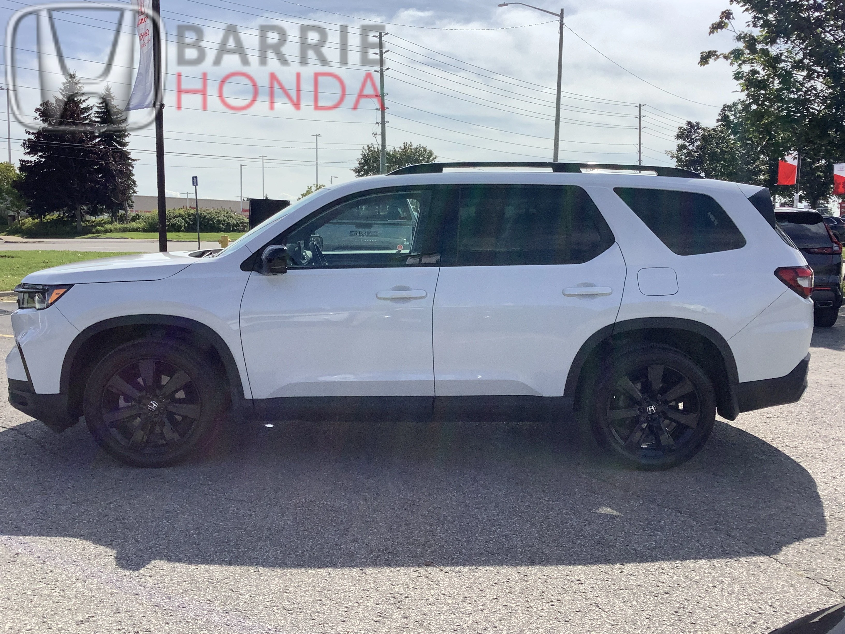 Used 2024 PLATINUM WHITE PEARL Honda Black Edition image 12
