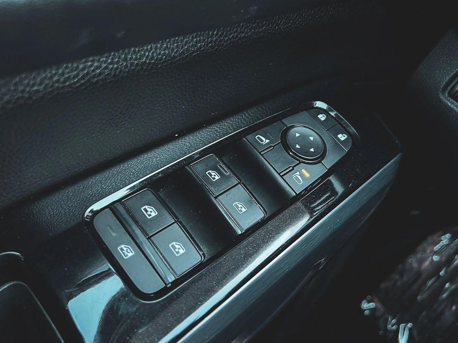 2022 Nissan Pathfinder SL - Photo 30
