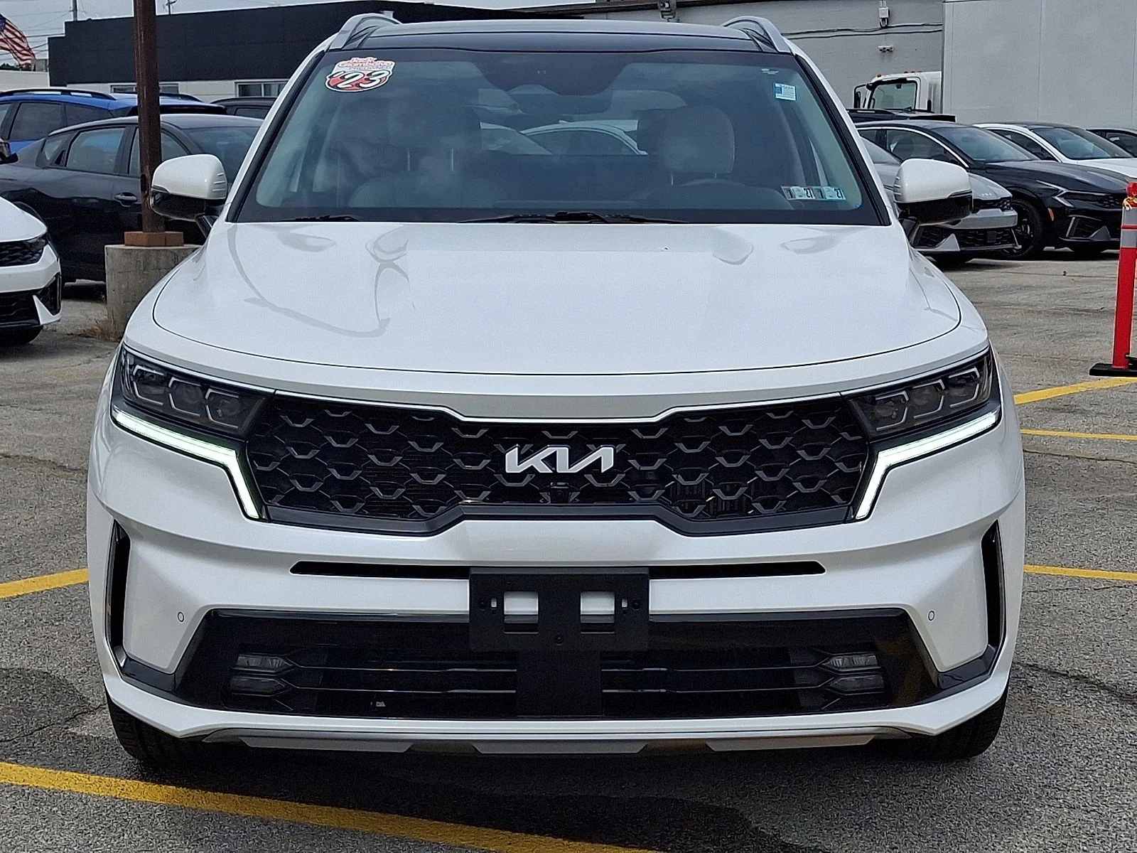 Certified Used 2023 White Kia SX Prestige image 7