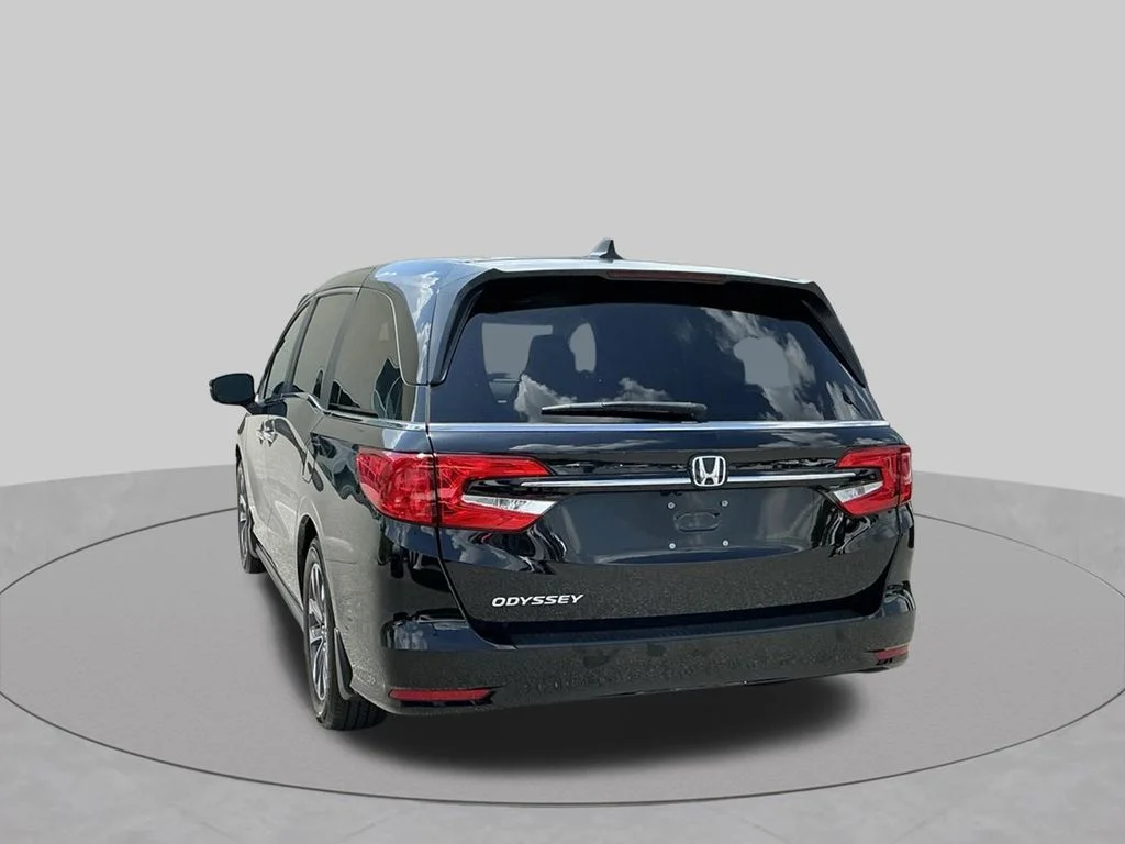 Used 2024  Honda EX-L image 11
