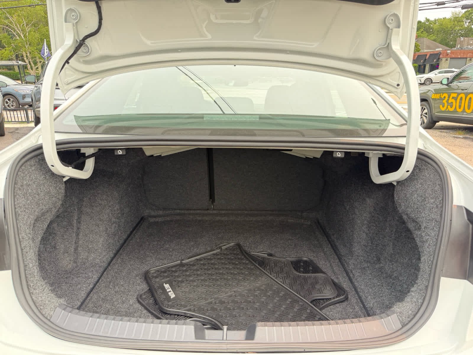 Used 2024 Pure White Volkswagen Sport image 13