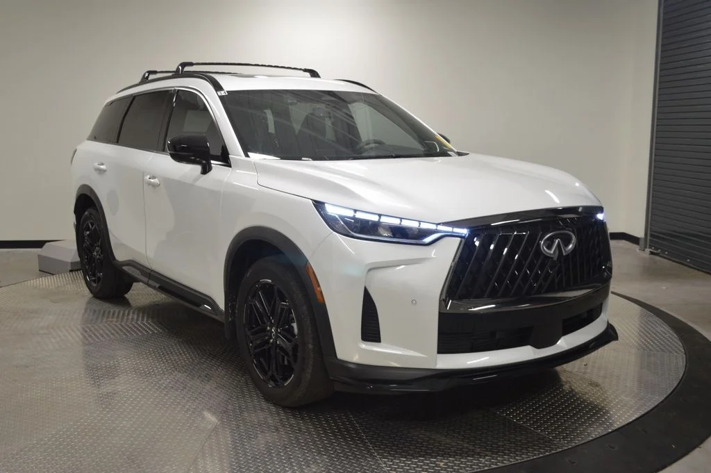 Certified Used 2026 White INFINITI SPORT image 1