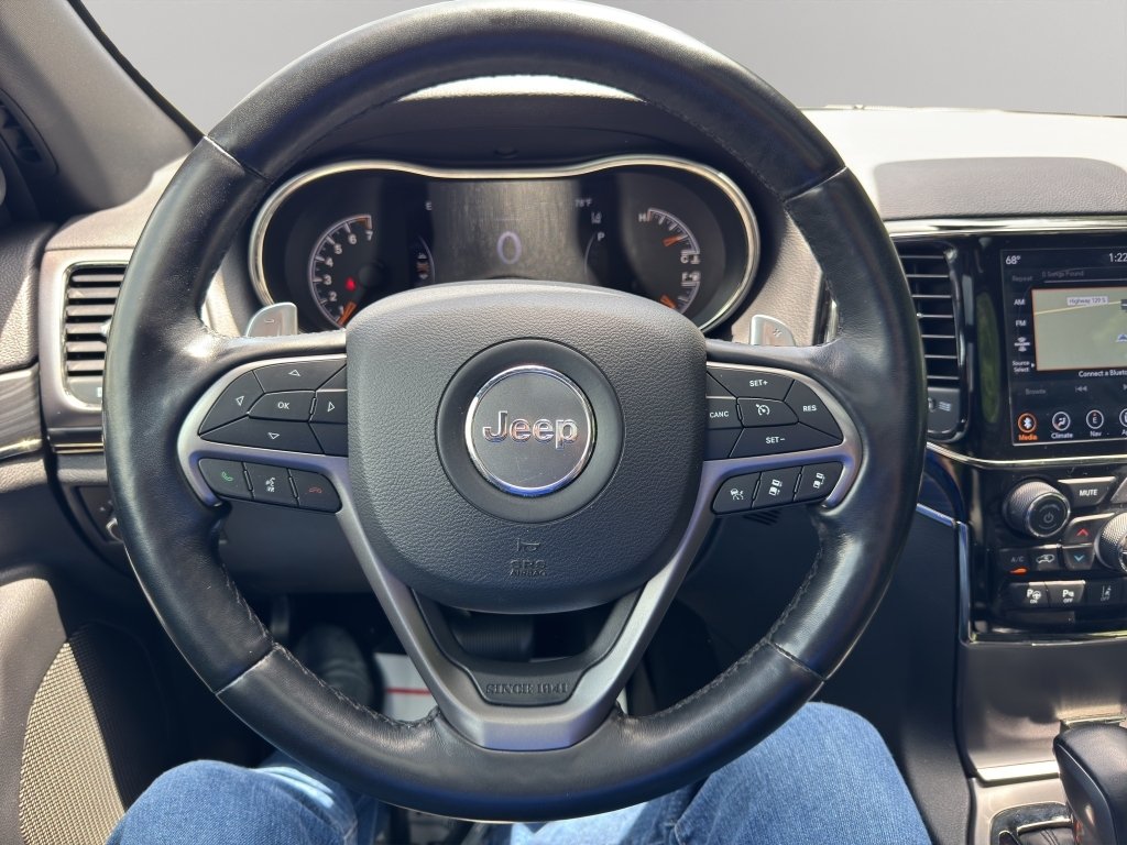 Used 2020 Bright White Jeep Limited X image 25