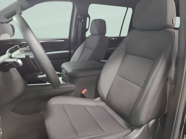2026 Chevrolet Suburban LS - Photo 16