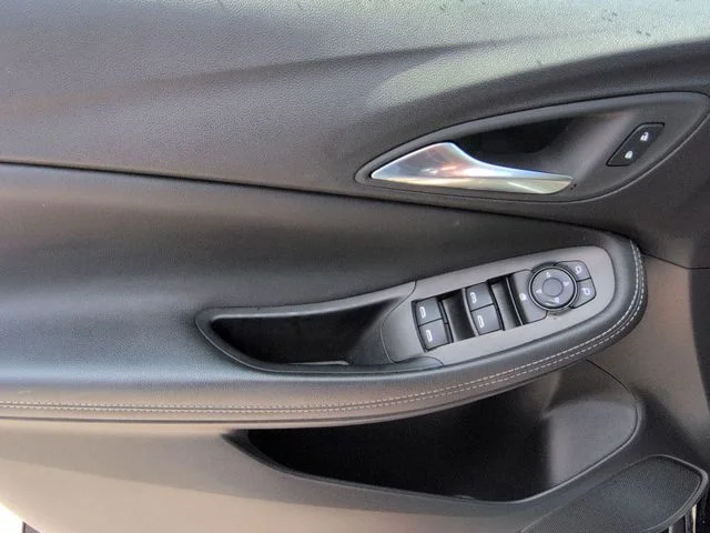 Used 2023 Black Buick Preferred image 25