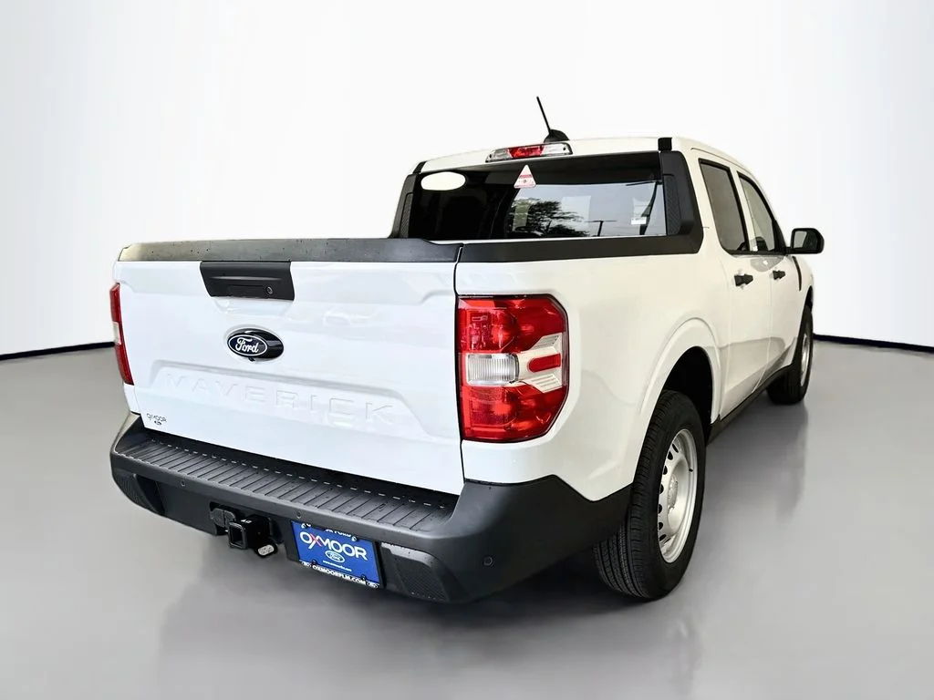 New 2026 Oxford White Ford XL image 7