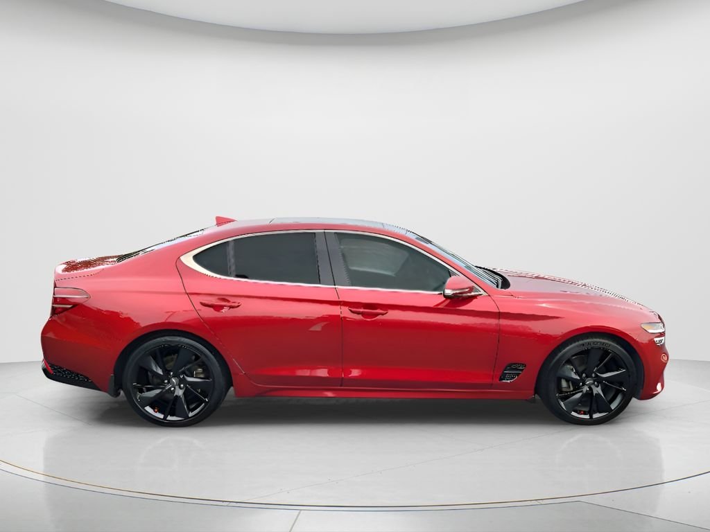 Used 2023 Red Genesis 2.0T image 4