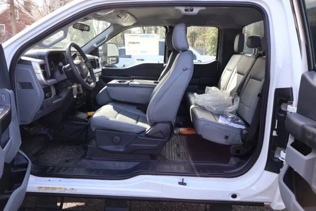 New 2026 Oxford White Ford F-550® XL image 28