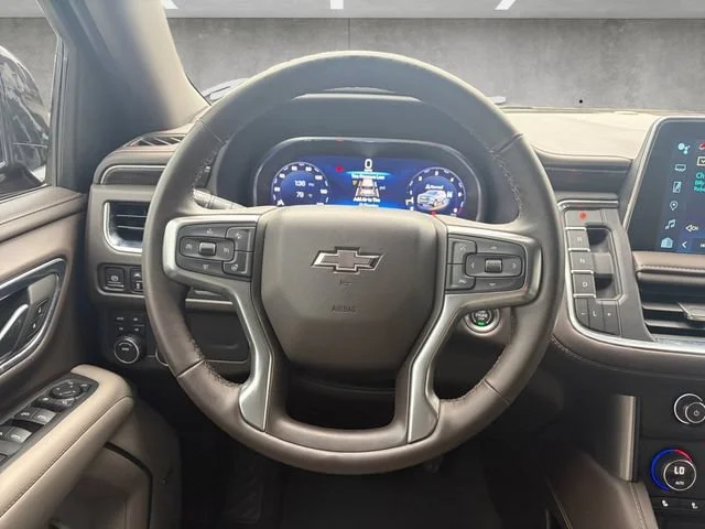 Used 2024 Black Chevrolet Z71 image 21
