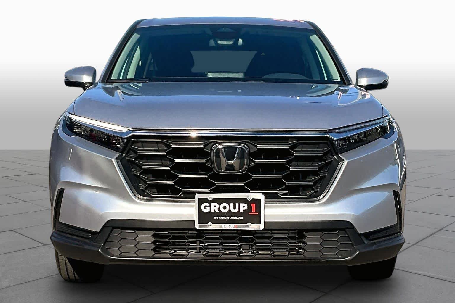 Used 2026 Solar Silver Metallic Honda LX image 4