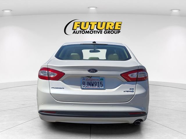 Used 2016 White Ford SE image 5
