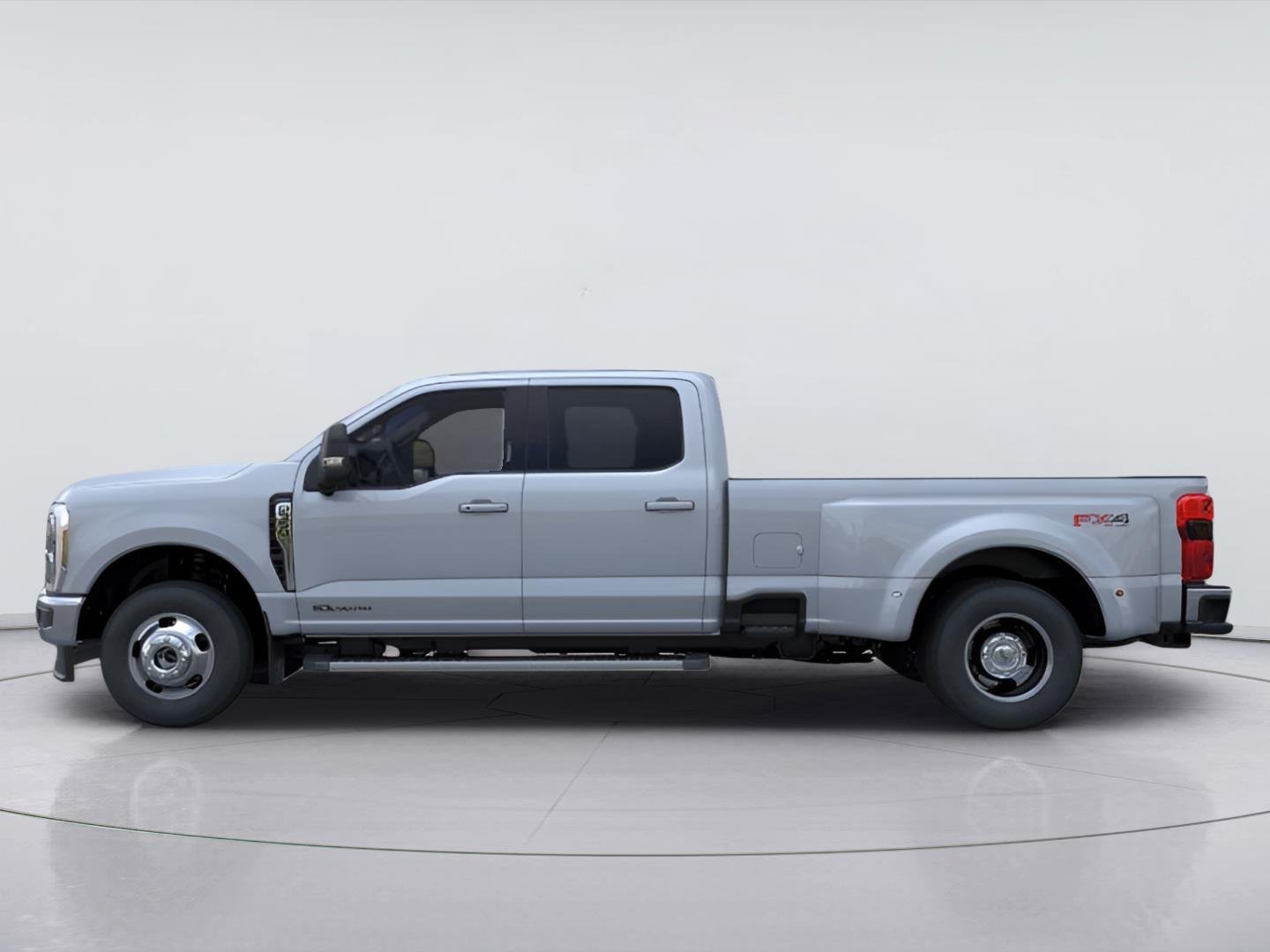 New 2026 Glacier Gray Metallic Tri-Coat Ford F-350® Lariat® image 3